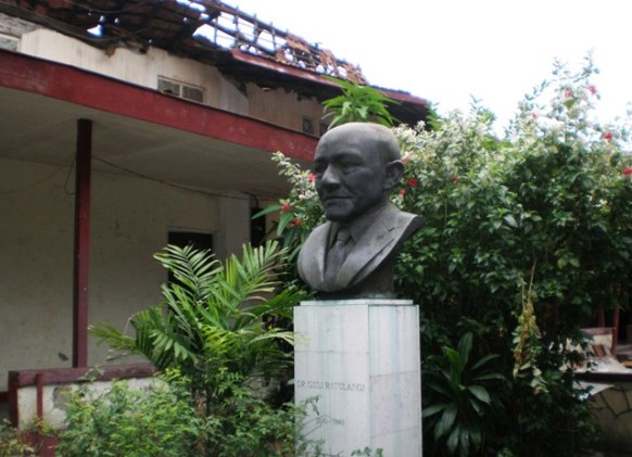 Atap genteng rubuh!!!